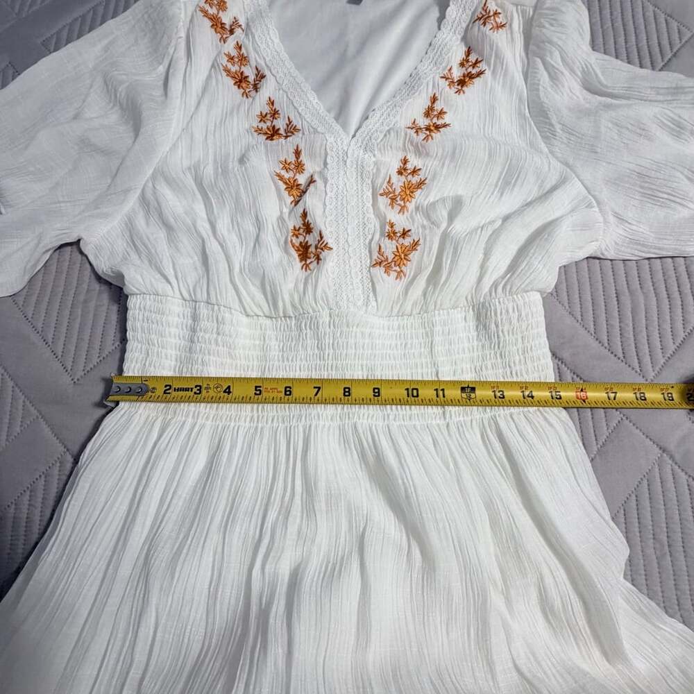 J Gee Embroidered Dress Size 2X White V-Neck Short Sleeve Maxi Boho, Cottagecore - Picture 7 of 8